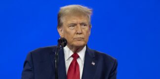 Caso Signal, la denuncia di American Oversight. Trump “Qualcuno ha sbagliato”