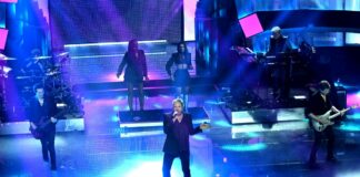 Sanremo, i Duran Duran infiammano l’Ariston. Settembre è il vincitore delle Nuove Proposte