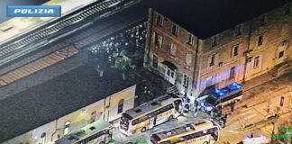 Assaltato treno con tifosi del Venezia, fermati otto ultrà dell’Udinese