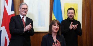 Zelensky “Accordo con Gran Bretagna per prestito per rafforzare capacità difesa Ucraina”