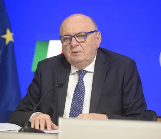 Pichetto “Italia partner proattivo su cooperazione per il clima”