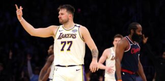 Lakers vincono derby coi Clippers, Boston torna a sorridere