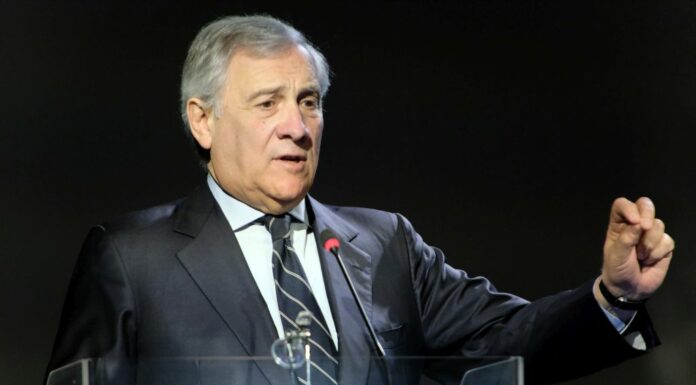 Ucraina, Tajani “Necessario coinvolgere Kiev e Ue nei negoziati”