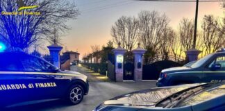 Reggio Emilia, arresti e perquisizioni per estorsione e usura