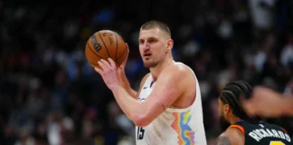 Jokic trascina Denver, colpo Boston a Charlotte: i risultati e il resoconto Nba
