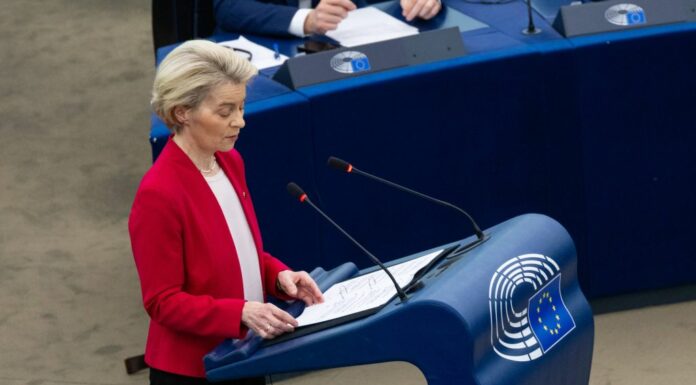 Dazi, Ue risponde con contromisure su prodotti Usa per 26 mld