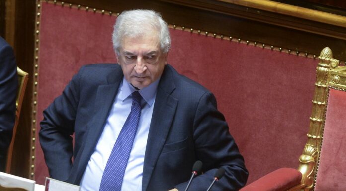Foti “No a fondi coesione per finanziare la difesa”