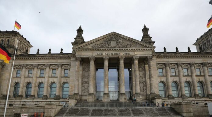 Germania, dal Bundestag via libera al superamento del freno al debito