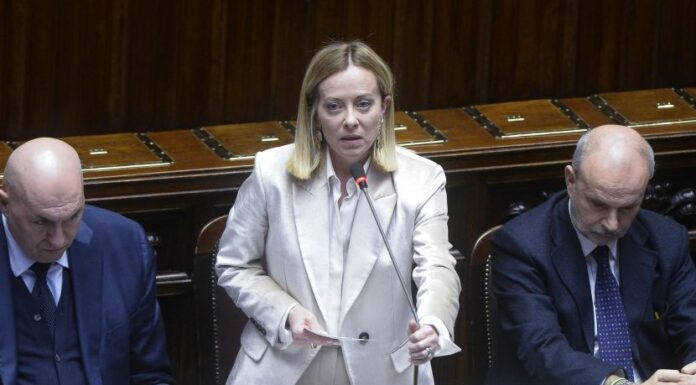 Meloni alla Camera legge Manifesto di Ventotene, “Non è la mia Europa”