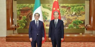 لا روسا: إيطاليا و الصين يجب أن تلعبا دورا مهما في السياسة الدولية