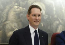 Assemblea degli azionisti di Stellantis, Elkann riproposto come amministratore esecutivo