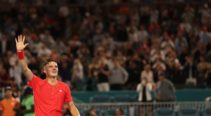 Dopo la pioggia lo tsunami, Mensik piega Djokovic e trionfa a Miami