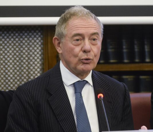 Manovra, Urso “Strappo nella maggioranza? Tutto risolto col vertice a Palazzo Chigi”