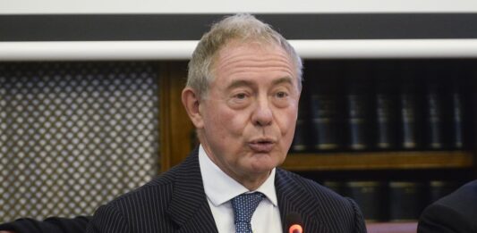 Report attività brevettuali, domande in crescita del 18,2% nel 2025. Urso “L’Italia accelera sull’innovazione”