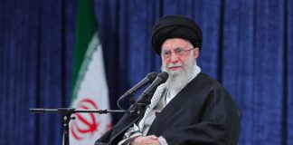 Iran, New York Times “Khamenei ancora nascosto, teme per la sua vita”
