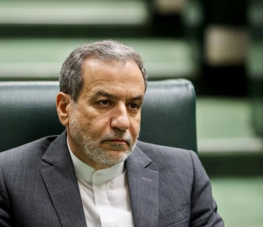 Iran, Araghchi “Netanyahu sta spingendo gli Stati Uniti verso un’altra guerra”