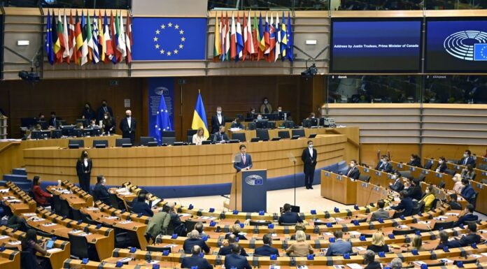 Solo con un vero Stato Federale l’UE avrà un futuro da protagonista