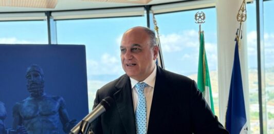 Avviso “La Calabria che incanta”, Calabrese “Agito con trasparenza”