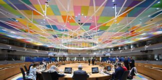 Il Consiglio europeo adotta gli atti giuridici per revocare le sanzioni alla Siria