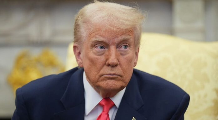 Tutto il potere alla Casa Bianca, Donald Trump scatenato