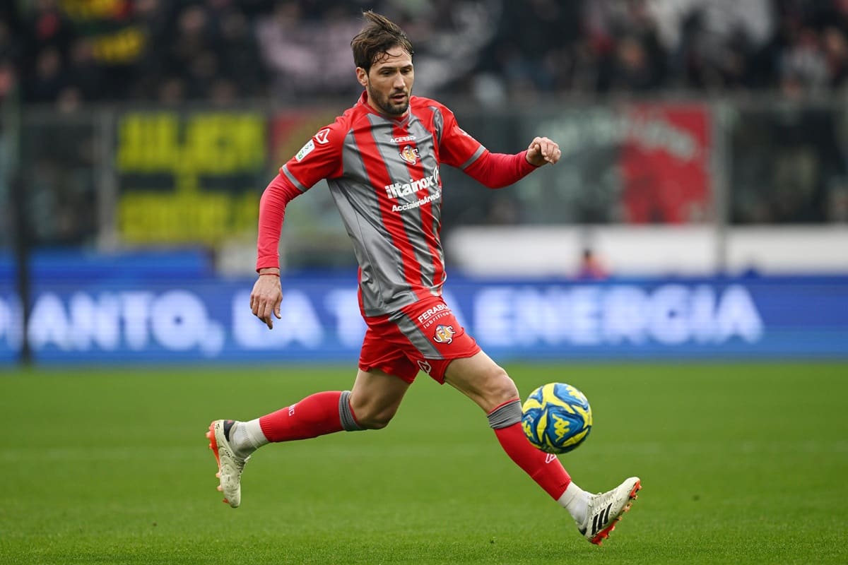 Serie B, 10 giornate di squalifica a Franco Vazquez per insulti razzisti a Dorval in Bari-Cremonese