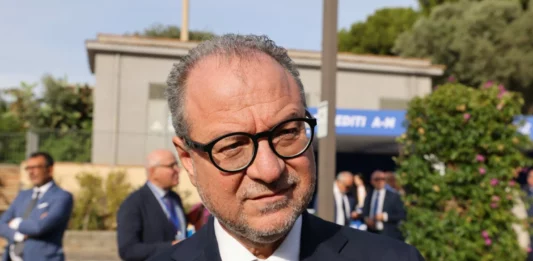 Mulè “Da Trump dichiarazioni gravi, vicinanza a Meloni”