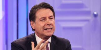 UE, Conte “Il piano di riarmo da 800 miliardi è una follia”