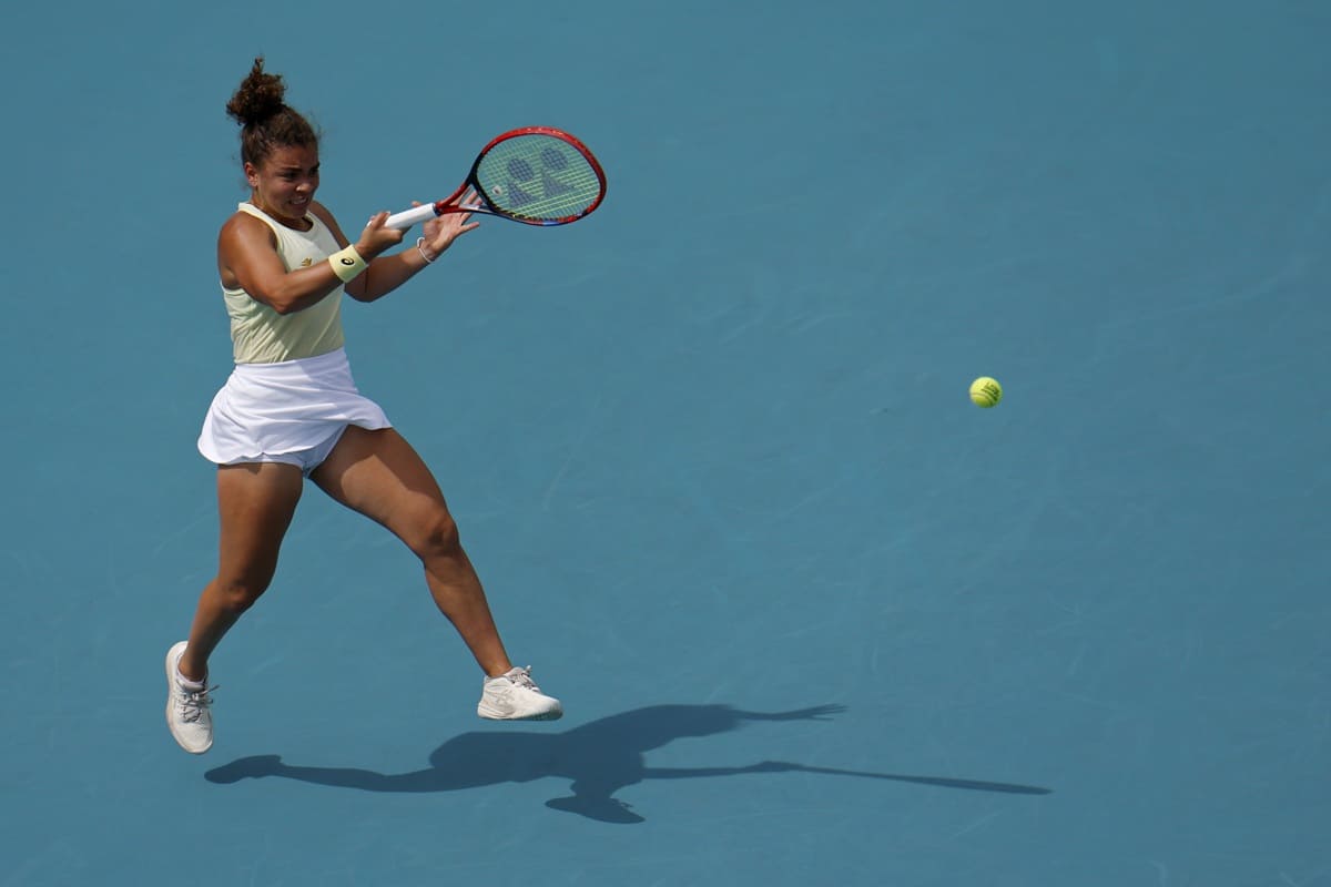 Jasmine Paolini vola ai quarti del Miami Open, battuta Osaka in rimonta