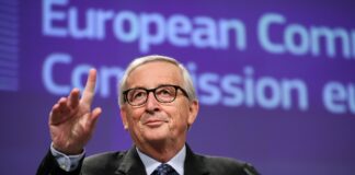 Juncker “Per la difesa europea serve l’asse con Londra”
