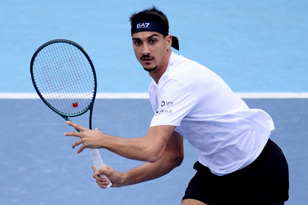 Sonego, Arnaldi e Darderi eliminati al secondo turno del Miami Open, Paolini avanza agli ottavi