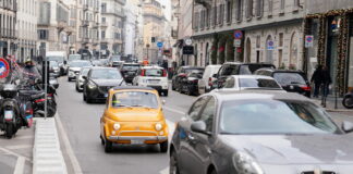 Automotive, Unrae “Vendite in aumento, ma i dazi preoccupano”