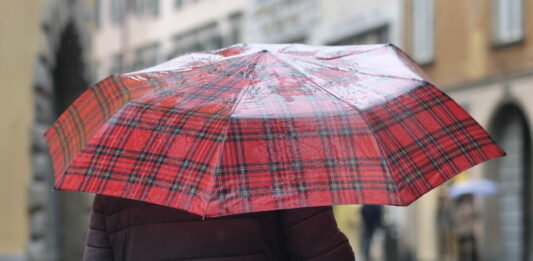 Maltempo, allerta meteo arancione sulla Sardegna meridionale