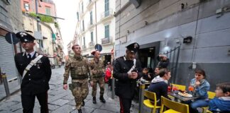 Controlli nella movida a Napoli, raffica di denunce