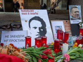 Una dichiarazione congiunta di cinque paesi europei: “Navalny è stato ucciso dalla Russia con una potente sostanza tossica”. Mosca: “Bufala occidentale”