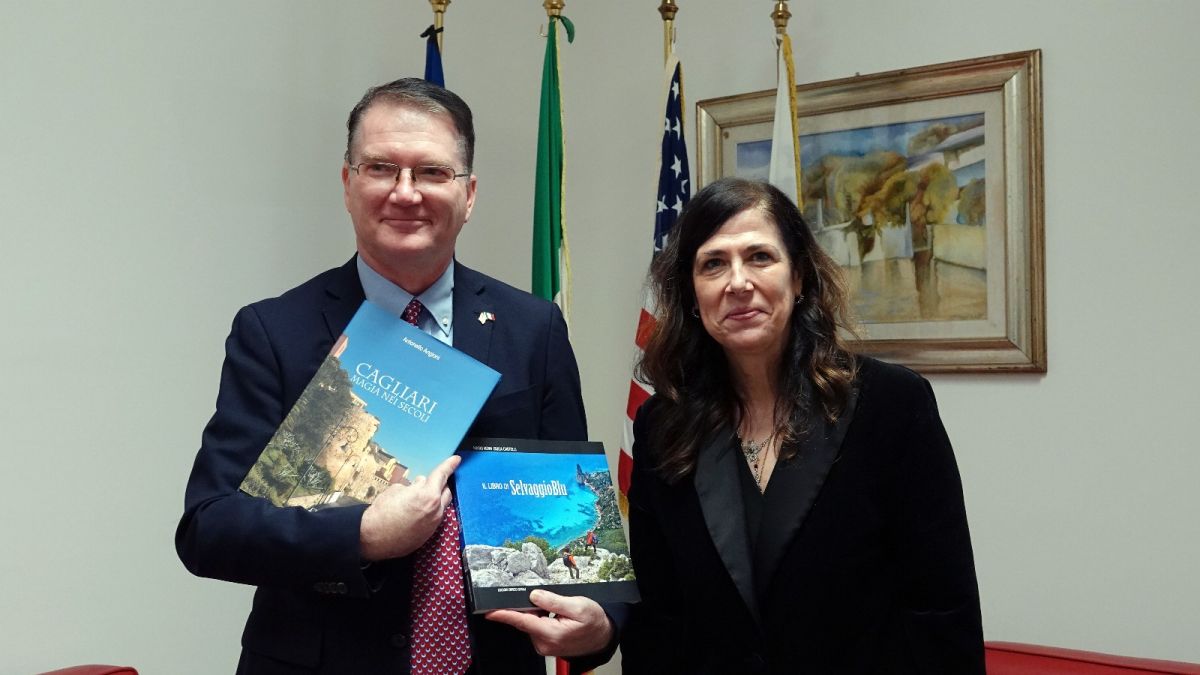 Sardegna, la presidente Todde incontra l’Incaricato d’Affari dell’Ambasciata degli Stati Uniti Sardegna, la presidente Todde incontra l’Incaricato d’Affari dell’Ambasciata degli Stati Uniti