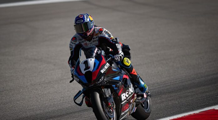 Razgatlioglu domina all’Estoril con la nuova extrasoft di sviluppo