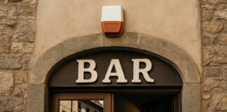 Aumentano le installazioni di allarmi per proteggere i beni aziendali bar antifurto