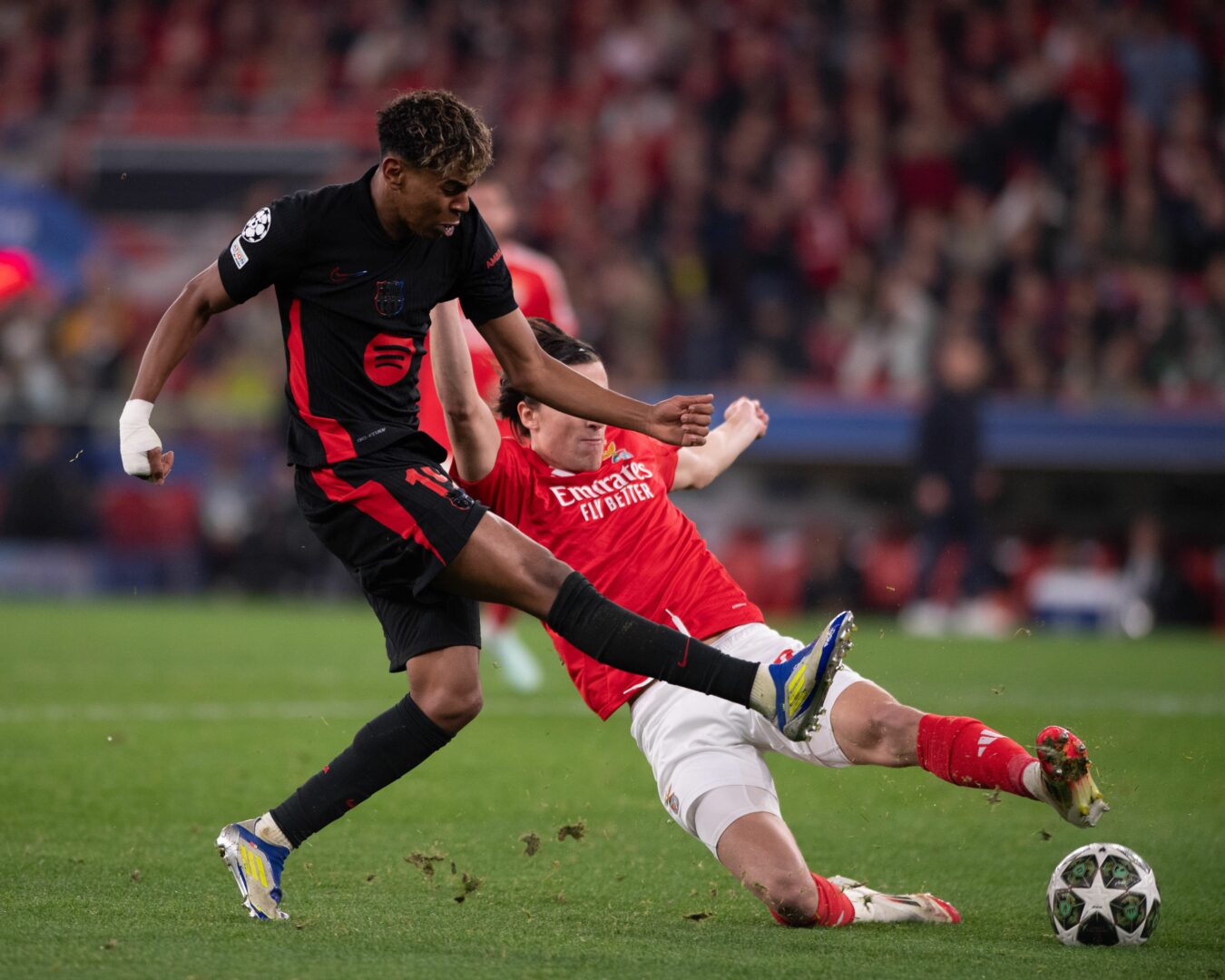 Beffa PSG, tris Bayern e 1-0 Barcellona negli ottavi di Champions