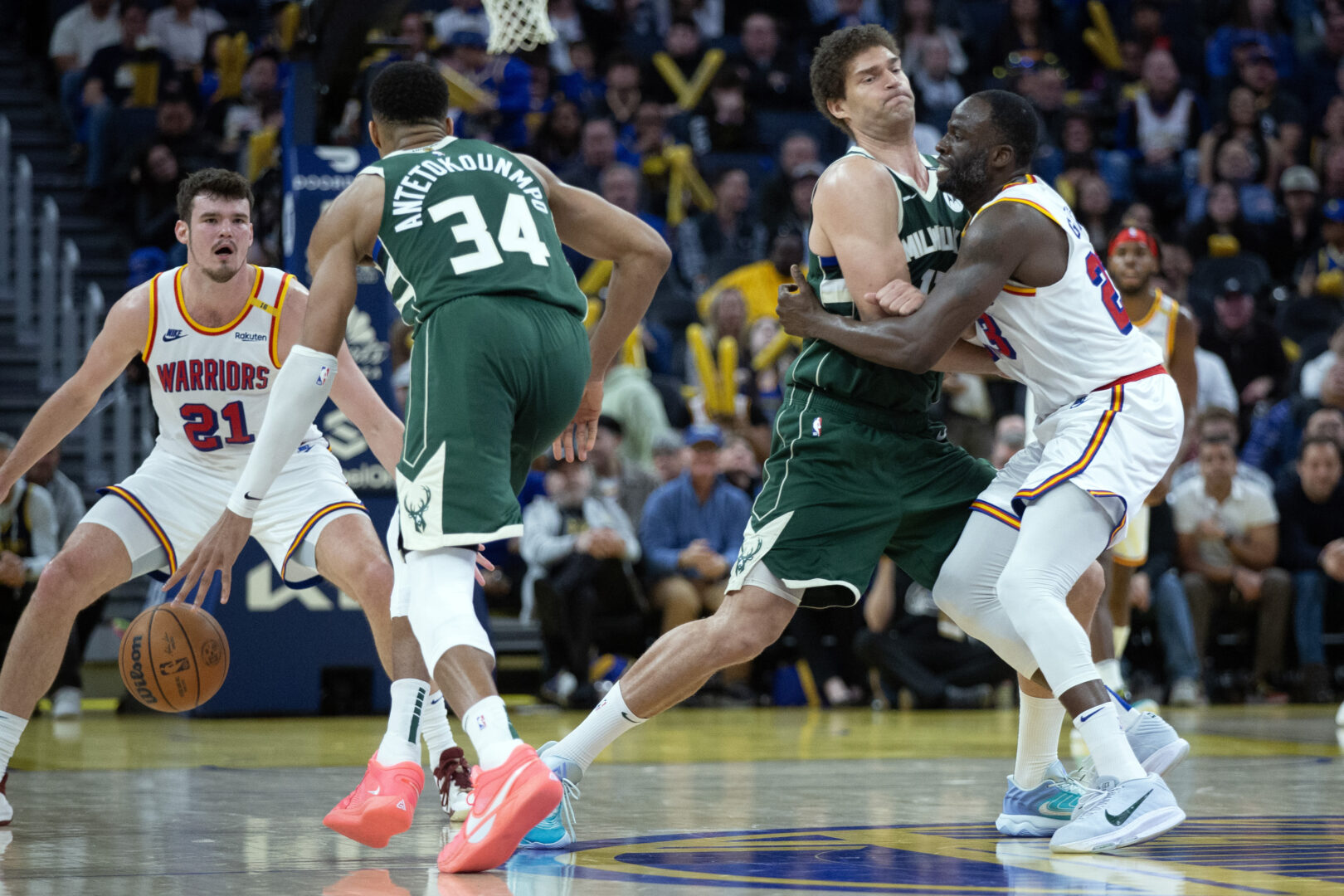 Cleveland ancora ko con i Clippers, successo per Celtics e Warriors