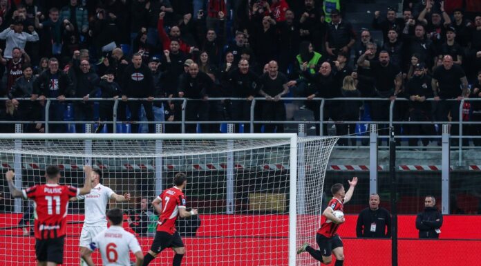 Gol e spettacolo a San Siro, finisce 2-2 fra Milan e Fiorentina Luka Jovic of AC Milan celebrates after scoring a goal