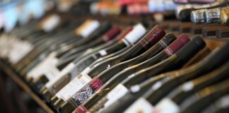 Rapporto Enpaia-Censis, cresce il consumo di vino ma è allarme dazi