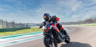 Al via gli Aprilia e Moto Guzzi Days