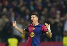 The Chicago Fire meet Robert Lewandowski
