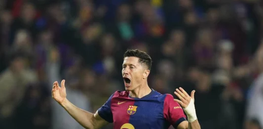 The Chicago Fire meet Robert Lewandowski