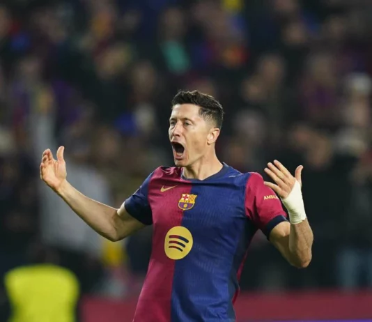 The Chicago Fire meet Robert Lewandowski