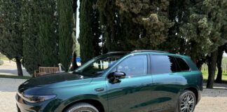 Leapmotor, presentata in Italia la C10 Range Extended EV