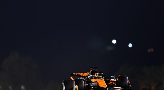 Piastri in pole in Bahrain davanti a Russell, terzo Leclerc
