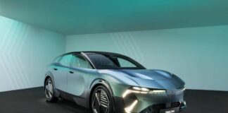 Renault Embleme, un laboratorio di mobilità a basse emissioni carbonio