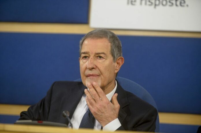 Roma, Stati generali della Protezione Civile 2025 nella foto Nello Musumeci