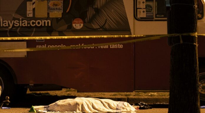 Canada, auto sulla folla a Vancouver. Diversi morti